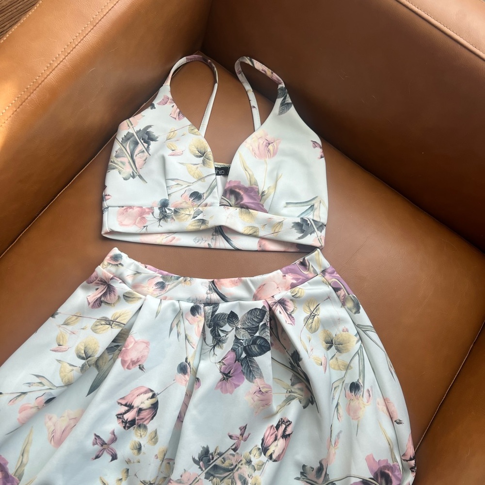 Women’s Floral 2 Piece Skirt and Top